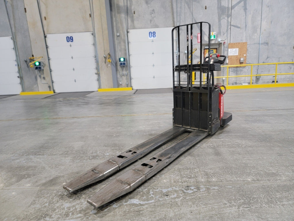 RAYMOND 8000 lbs Electric Pallet Jack Walkie Rider Forklift 8410 
