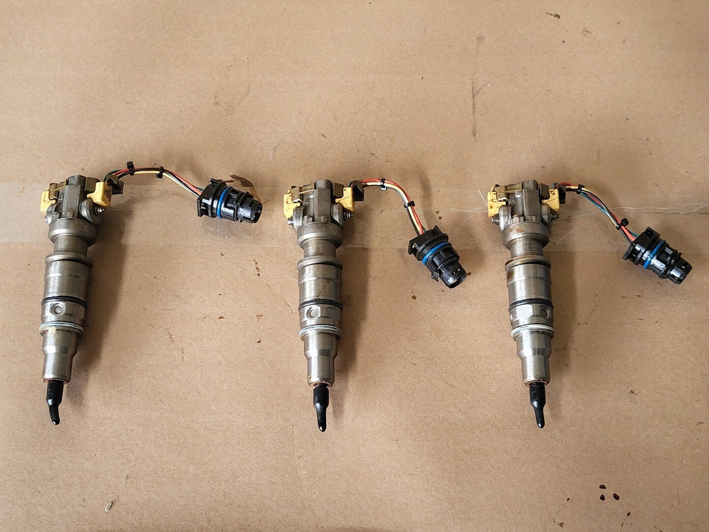 FORD Fuel Injector Kit CN-5019-RM (Box of 3)