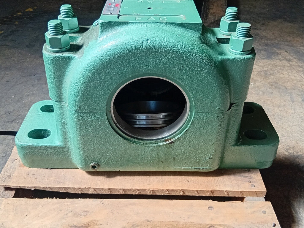 FAG Split Pillow Block Housing, 7.87" Bore, SAFS 528 04-15 U 