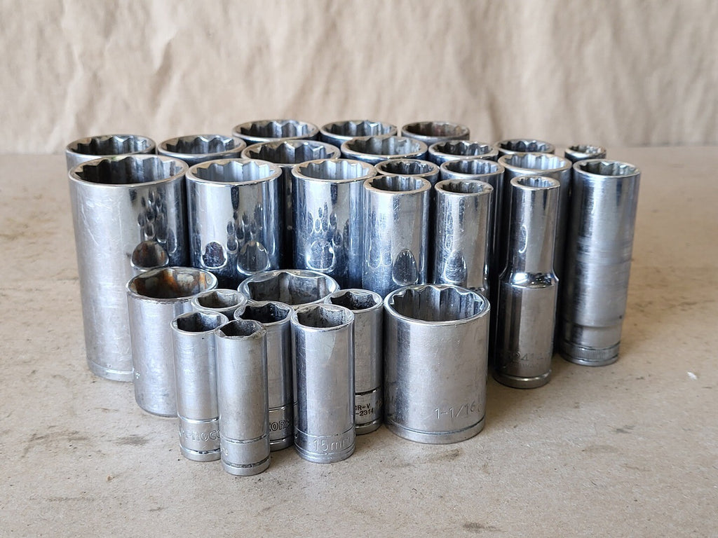 11mm - 26mm and 7/16" - 1-5/16" Assorted Deep Socket Set (29 pcs)
