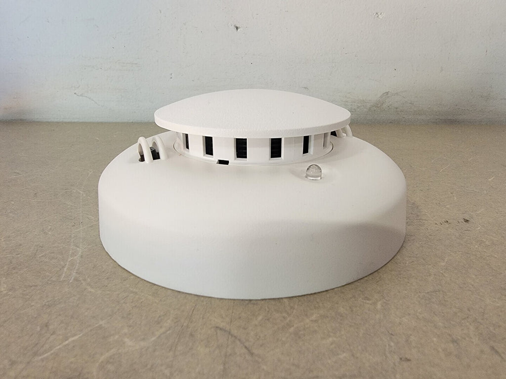 GENERAL SIGNAL Smoke Detector C2M-PDHRC