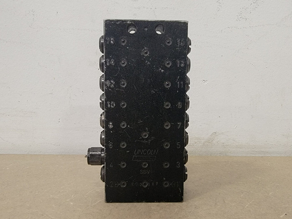 LINCOLN INDUSTRIAL SSV Divider Valve 16 Outlets w/ Indicator Pin 619-28900-1