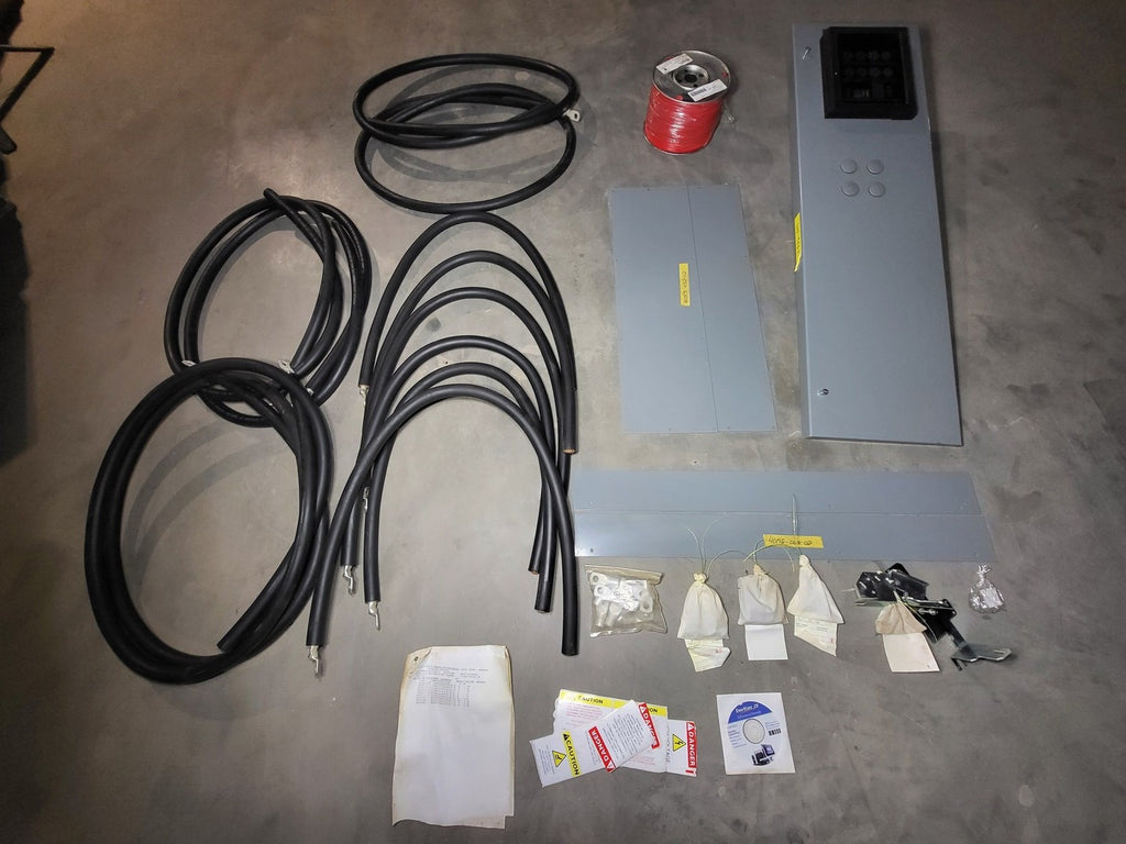 GENERAL ELECTRIC Feeder Protection Relay SR735-5-5-HI-485 w/ Case and Cables