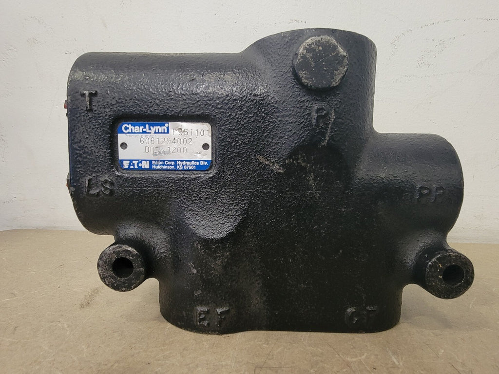 CHAR-LYNN Hydraulic Valve F951101 6061294002 DD 1200