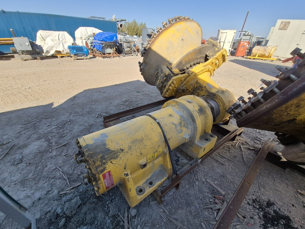 KOMATSU 830E-DC Front Corner Group