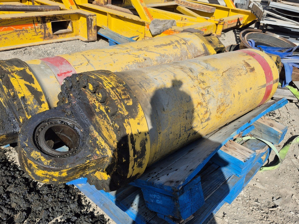 KOMATSU 830E-DC LH Hoist Cylinder - 45,217 hrs