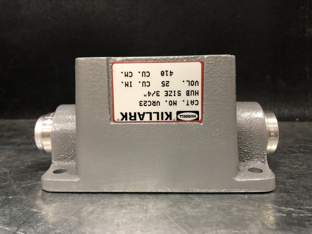 HUBBELL 30 Amp Feed Through Non-Metallic Back Box VRC23