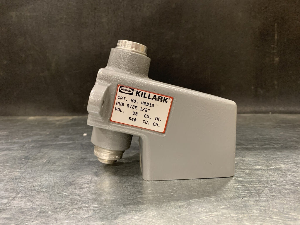 HUBBELL 30 Amp 1/2" Angled Feed-Thru Back Box VRD13