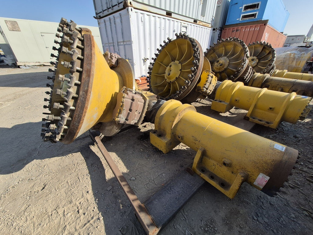 KOMATSU 830E-DC Front Corner Group