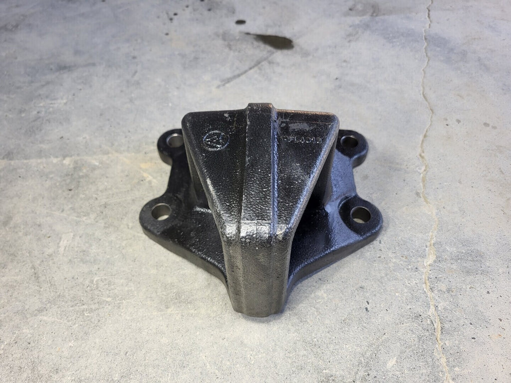 FREIGHTLINER Rear Hanger Bracket 1615434000