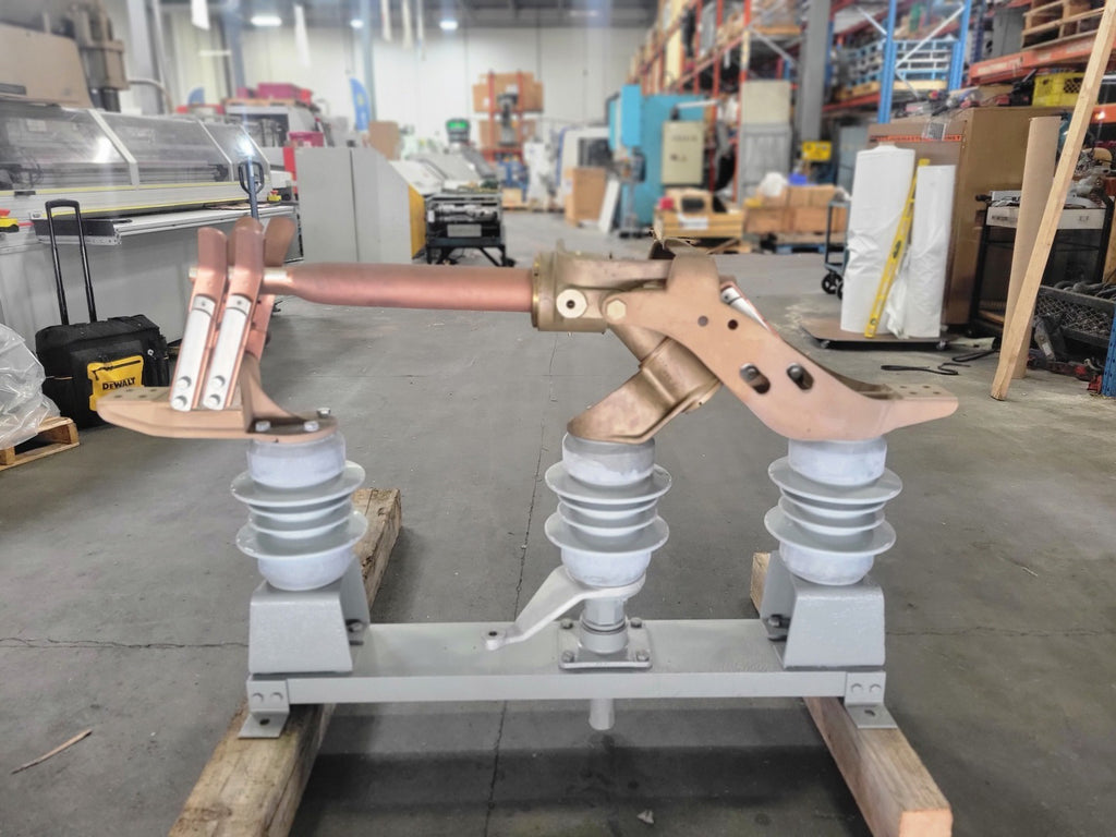 HK PORTER 2000 Amp, 23 kV Air Switch MK-40