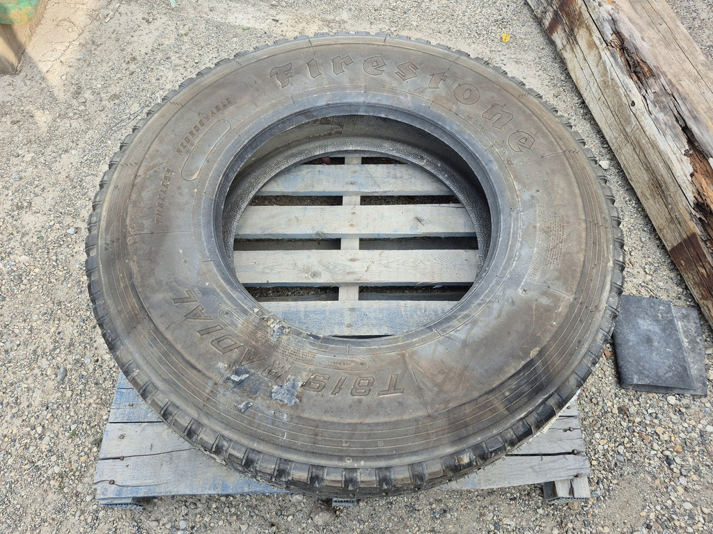 FIRESTONE Tire - 12R24.5