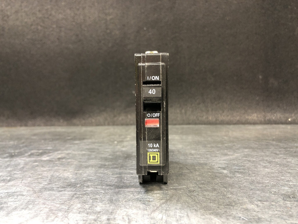 SQUARE D 40 Amp, 1 Pole, 120/240 volts Circuit Breaker QOB140