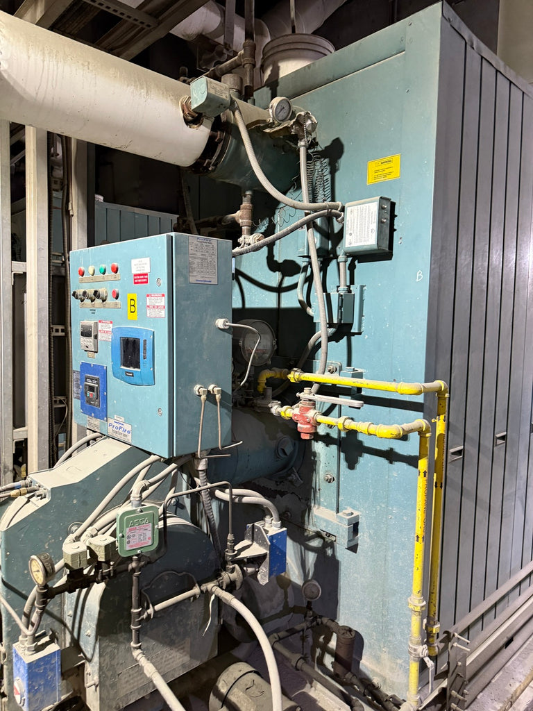 CLEAVER BROOKS Watertube Boiler FLX-100-800-160HW, 1173kW, 1040kPA / FLX-JT 800 w/ Burner