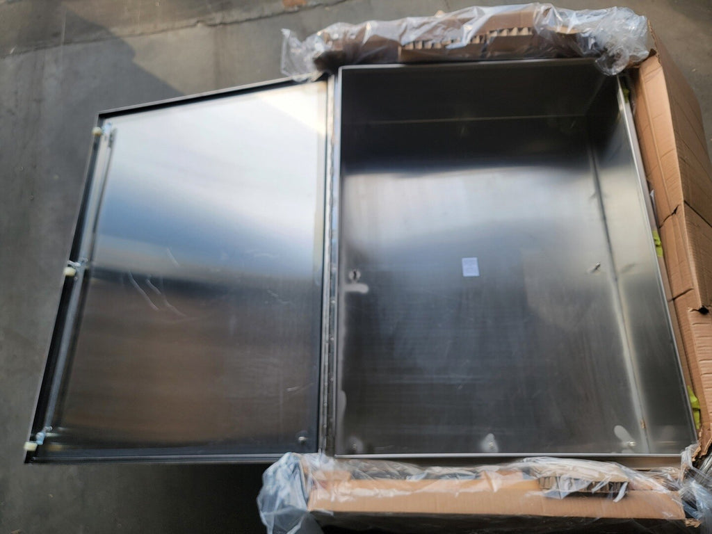 HAMMOND MANUFACTURING Type 4X Stainless Steel Wallmount Enclosure HW483612SSHK
