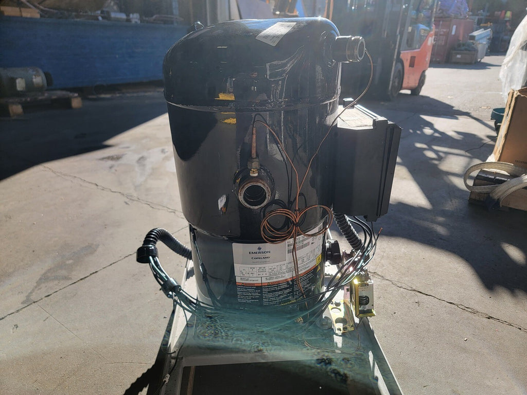 COPELAND 125,000 BTUH Scroll Compressor ZR12M3E-TWD-961, w/ Pressure Switch