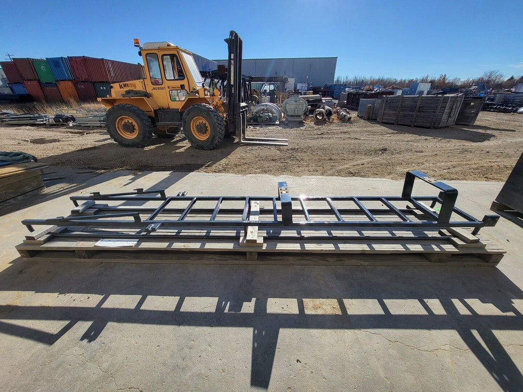 KOMATSU Ladder R4272526 for LETOURNEAU L1350