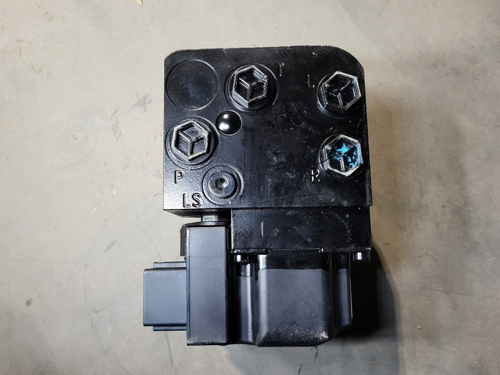 KOMATSU Steering Valve Assembly 23B-40-91112