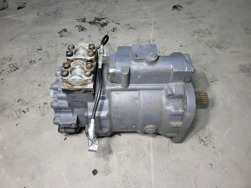 HITACHI Travel Motor 4396991