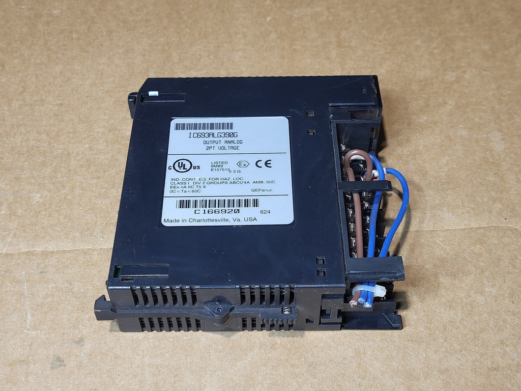 GE FANUC 2 Point Voltage Output Analog IC693ALG390G