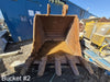 KOMATSU PC600LC-6 Hydraulic Excavator w/ Bucket