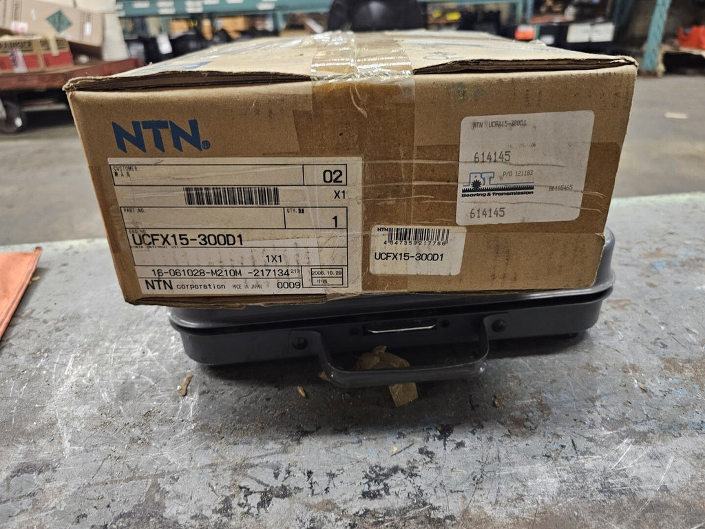 NTN Flange Mount Bearing 3" Bore, UCFX15-300D1 