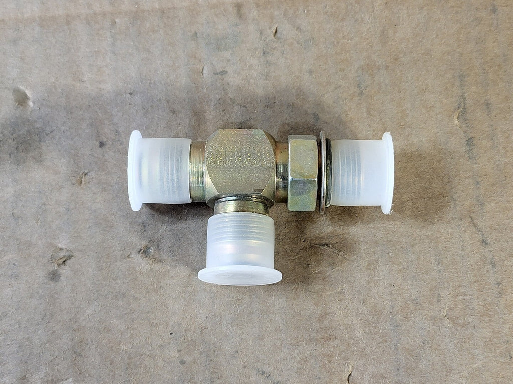 KOMATSU Tee Fitting WB0557