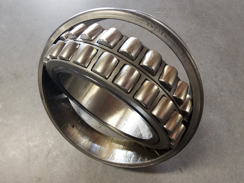 SKF Spherical Roller Bearing 150mm OD x 225mm ID x 56mm W, 23030 CC/W33