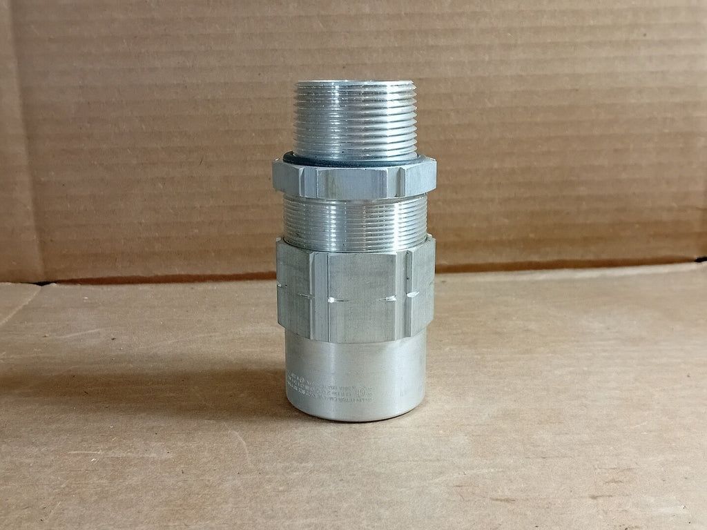CMP 1-1/4" NPT Cable Gland TMC2-125A137
