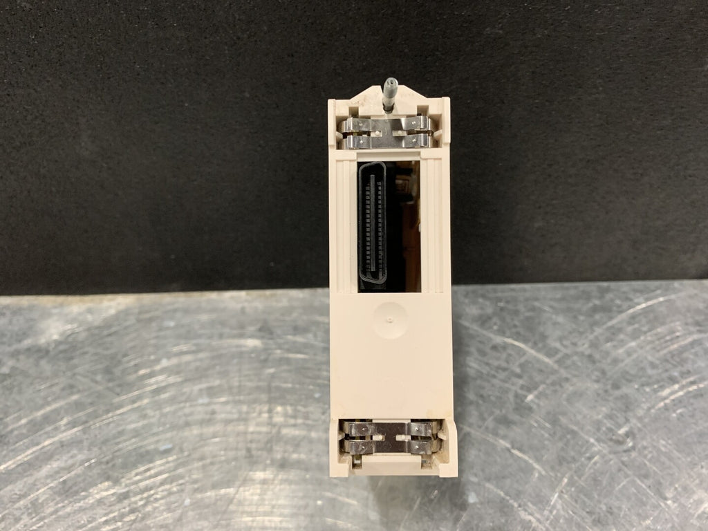 SCHNEIDER ELECTRIC Discrete Output Module X80, BMXDRA1605