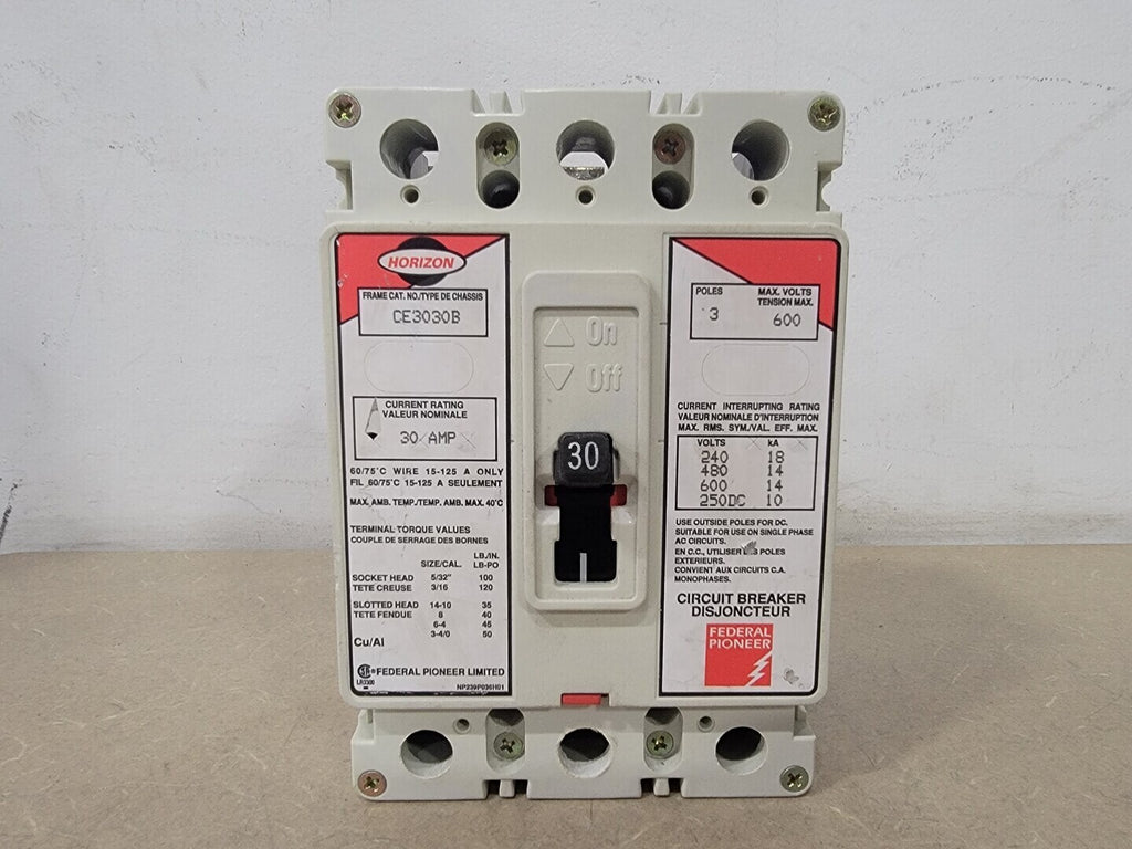 FEDERAL PIONEER 30 Amp, 3 Pole, 600 Volts Circuit Breaker CE3030B