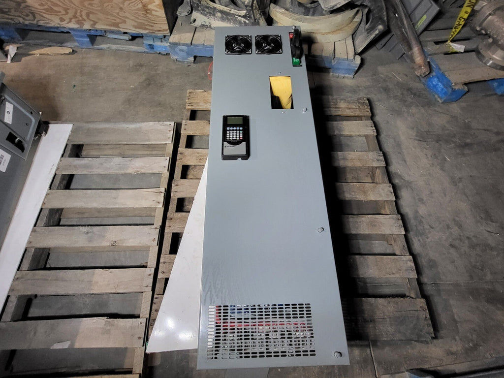 ALLEN-BRADLEY 30 hp, 600 Volts, 3-Phase VFD 20BE032A0AYNAND0, 2162R MCC Bucket