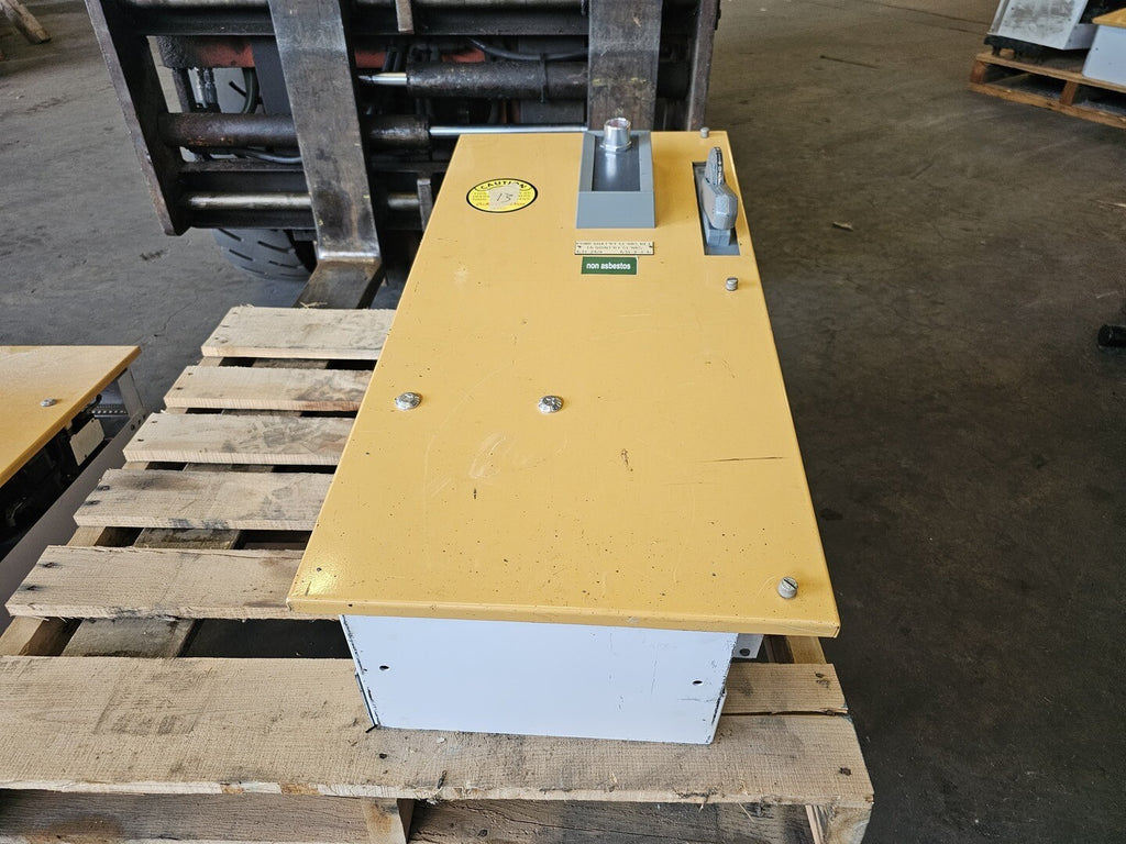 ALLEN-BRADLEY MCC Bucket Starter 2112B-DJCD-Z207