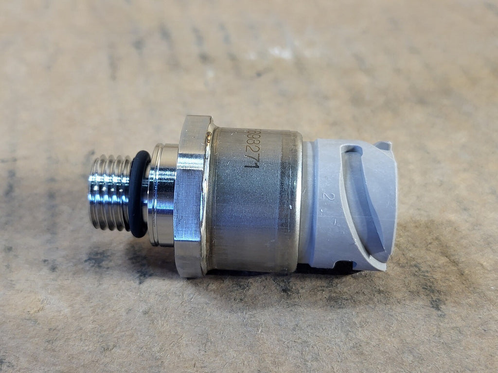 CUMMINS Fuel Pressure Sensor 5698271
