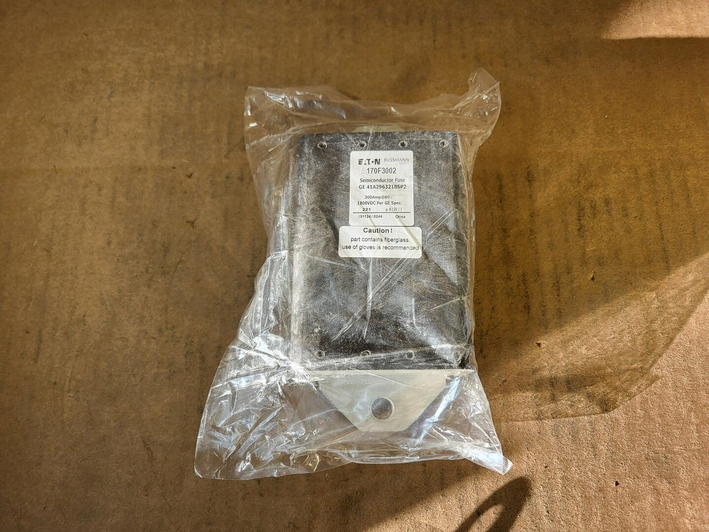 KOMATSU Fuse 300 Amp XA4290