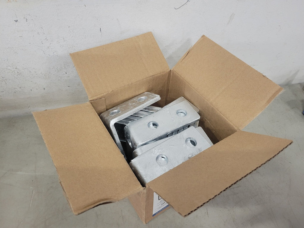 SUPERSTRUT 3-1/2" x 4-1/8" 90 Deg. Angle Fitting AB205HDGC (Box of 20)