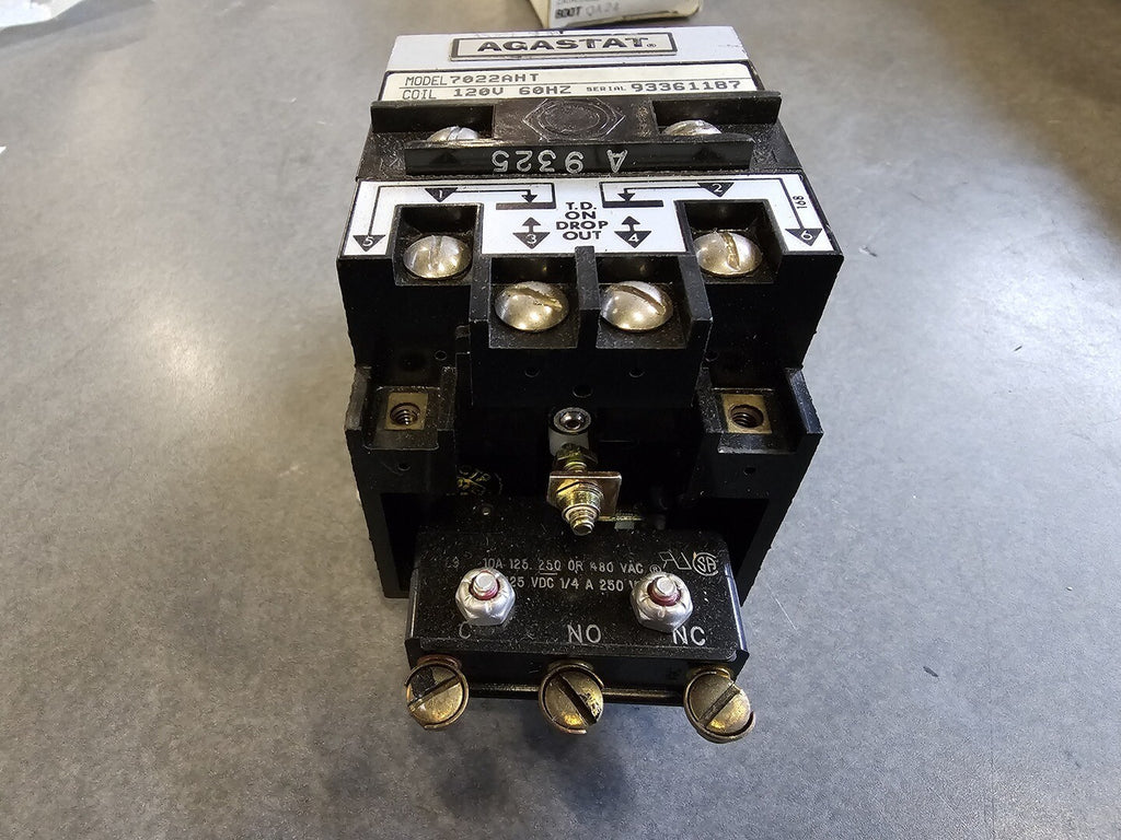 AGASTAT 10 Amp Timing Relay 7022 AH, Series 7000