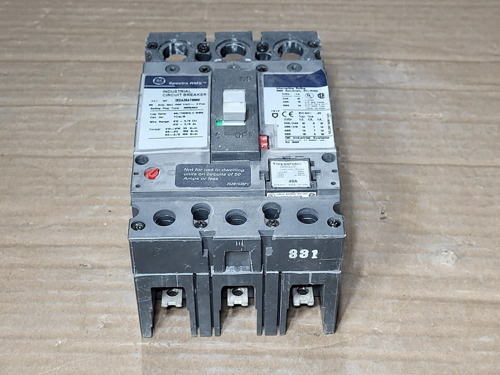 GENERAL ELECTRIC 60 Amp, 3 Pole, 600 Volt Circuit Breaker SEDA36AT0060