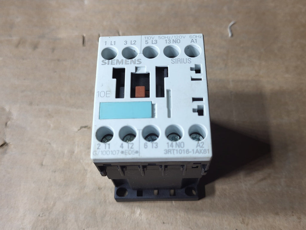 SIEMENS 9 Amp, 3 Pole, 110/120 Volt, 1NO Contactor 3RT1016-1AK61