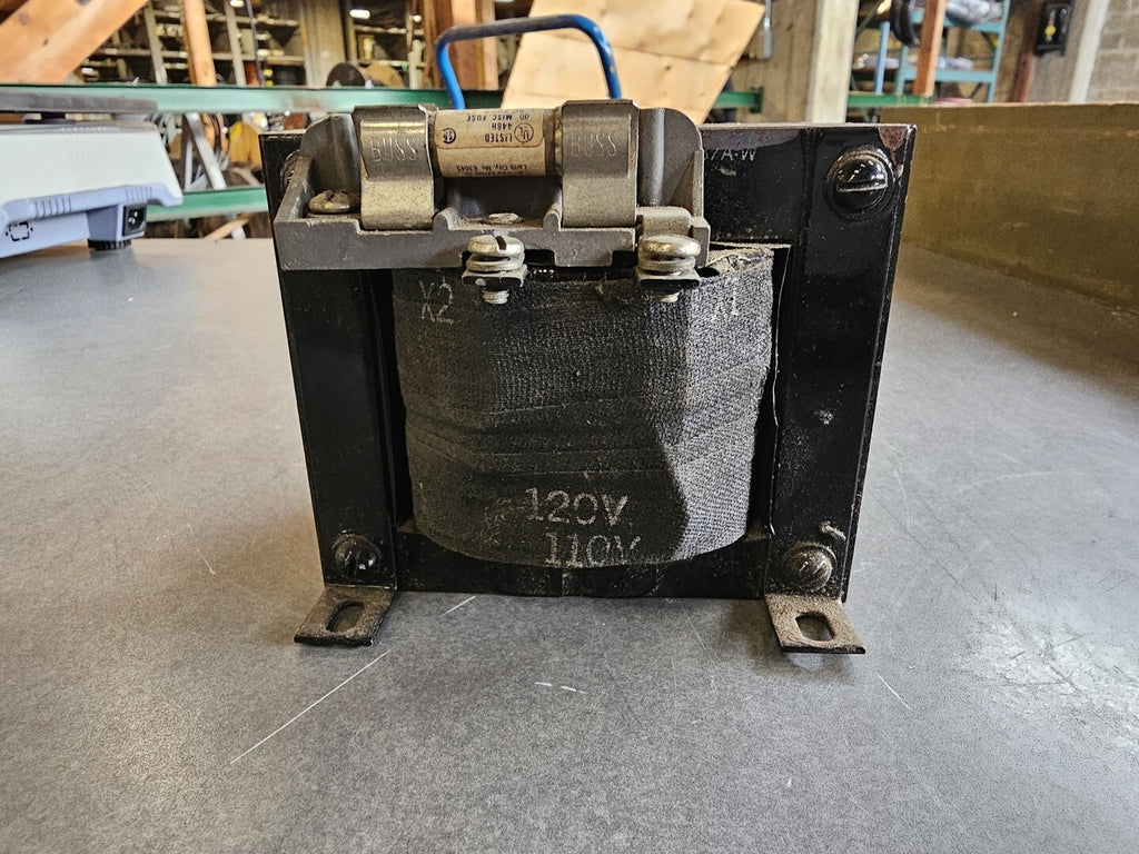 HAMMOND MANUFACTURING 250 VA Control Transformer, 600 pri. volts, 120 sec. volts 76919