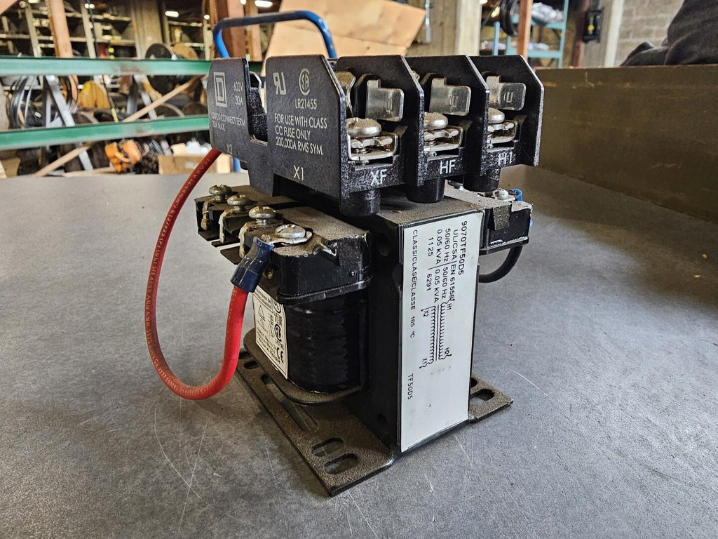 SQUARE D 50VA, Pri 600V, Sec 120V Control Transformer 9070TF50D5 w/ Fuse Block 