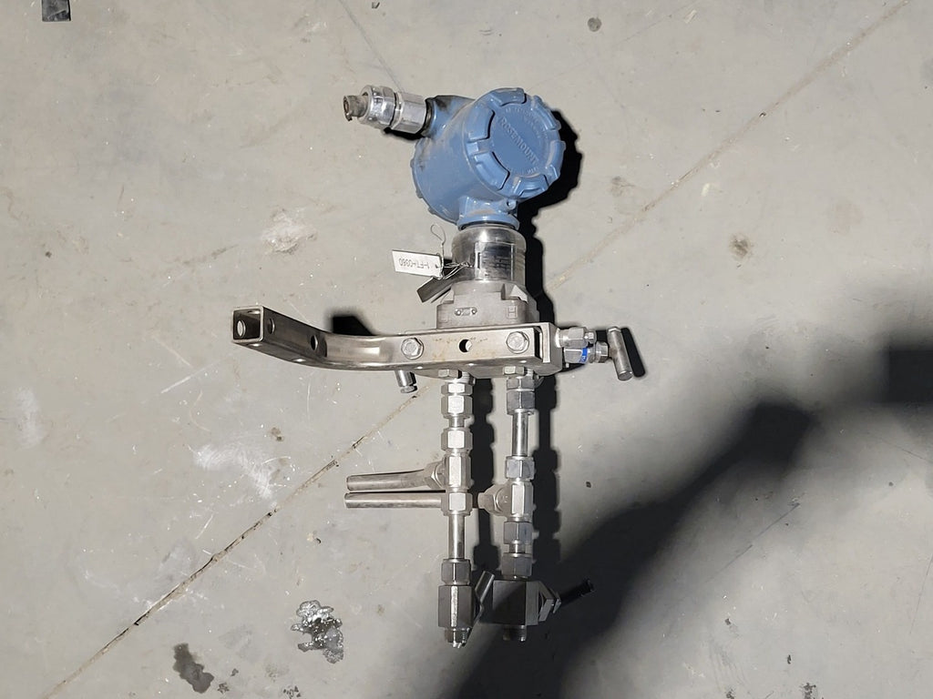 ROSEMOUNT Pressure Transmitter 3051SMV5M22G4N2A11A1AK6Q4