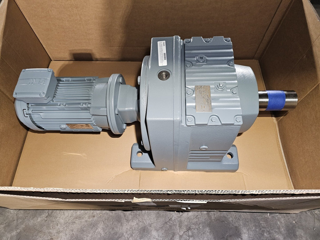 SEW-EURODRIVE Ratio 172.34:1 Gear Reducer w/ 5 hp Motor R107 AM184 DRN100L4/RI