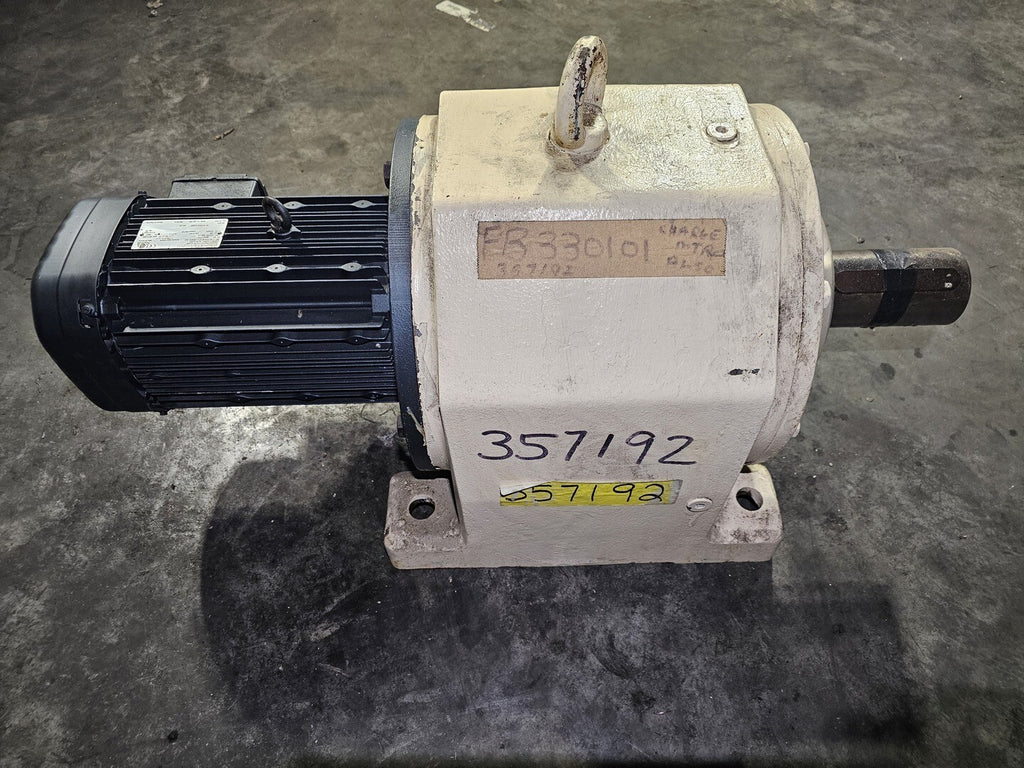 SEW-EURODRIVE 10hp Gear Reducer w/ Motor RX77 DRE132MC4/FG/RI