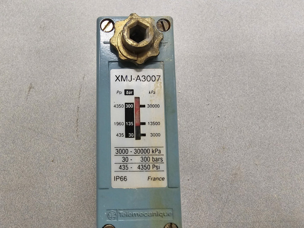 TELEMECANIQUE Pressure Switch XMJ-A3007