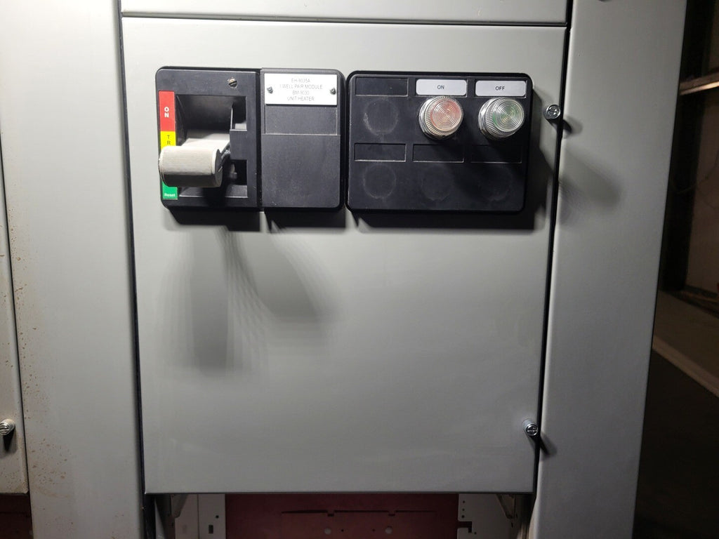 EATON 35 kW, 480V, 3 PH Motor Starter Panel / MCC