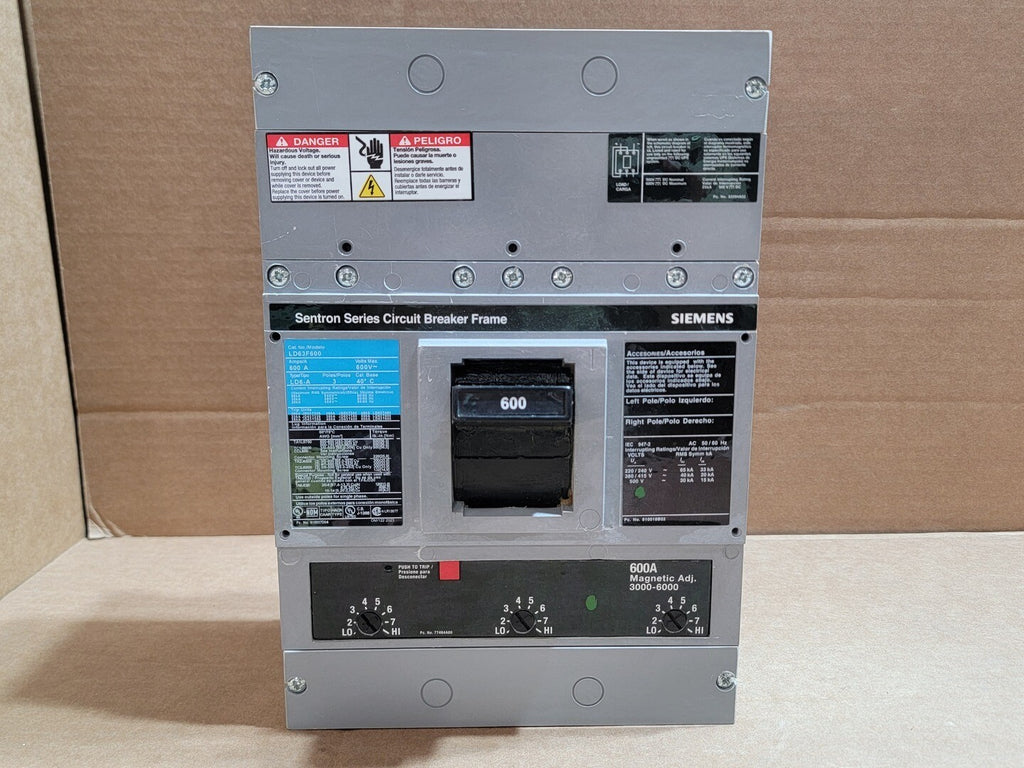 SIEMENS 600 Amp, 3 Pole, 600 Volt Circuit Breaker LD63F600