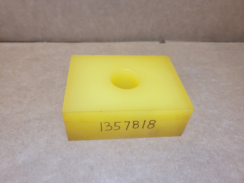 CATERPILLAR Plate Bumper 1357818