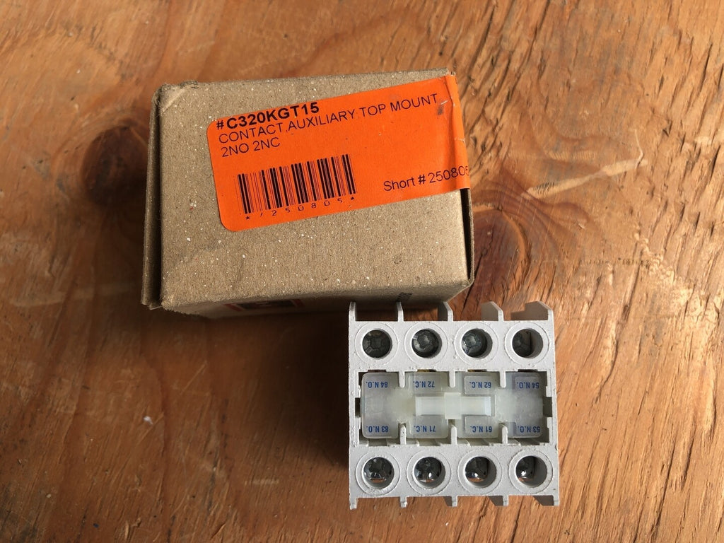 CUTLER-HAMMER 10 Amp, 4 Pole, 1 NO+ 1 NC, 250 VDC Coil Auxiliary Contact Top Mount C320KGT15 