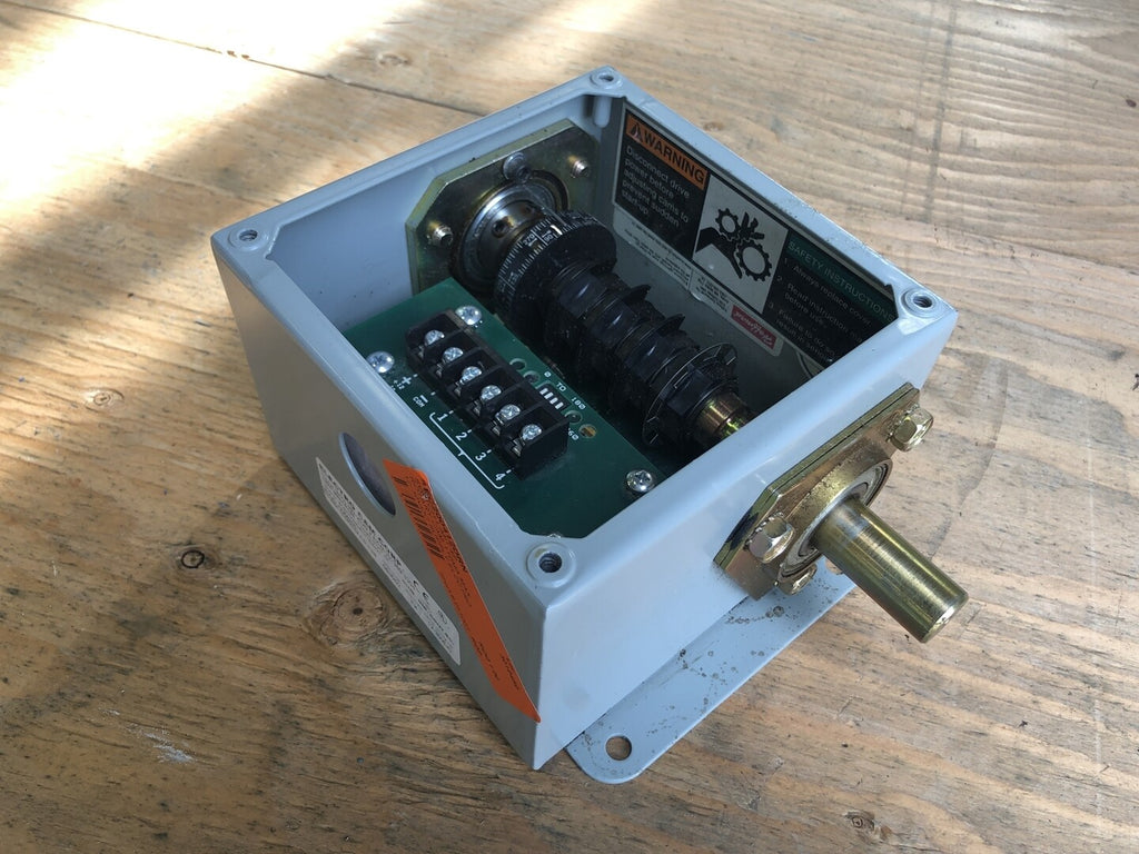 ELECTRO METERS Rotary Limit Switch NEMA 12, 12/30 VDC EC-2004-12-DN-CFX-D-1-2/8